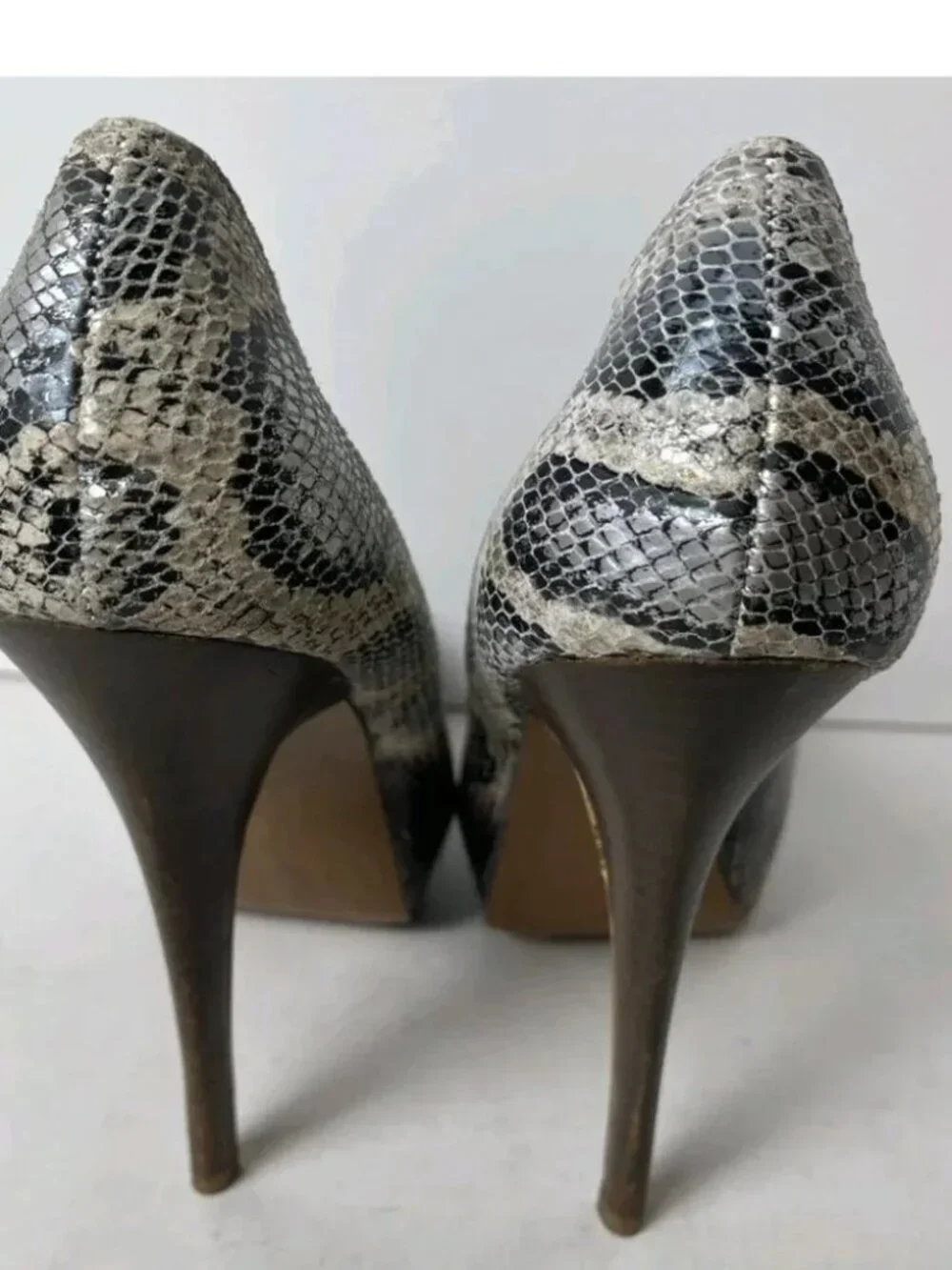 Steve Madden Snakeskin Platform Pumps Size 10 Stiletto High Heels